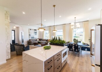 New construction semi-custom home in Lincoln, NE