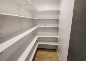 3836292232 - Gallery